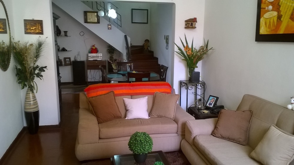 Casa Bella Lima