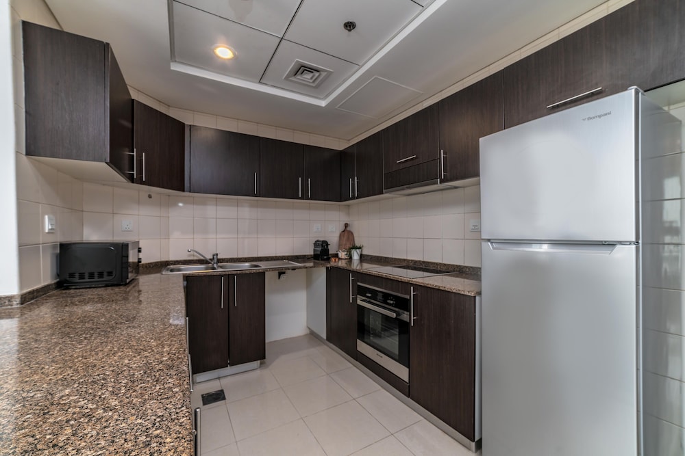 Dream Inn Dubai Bay Central