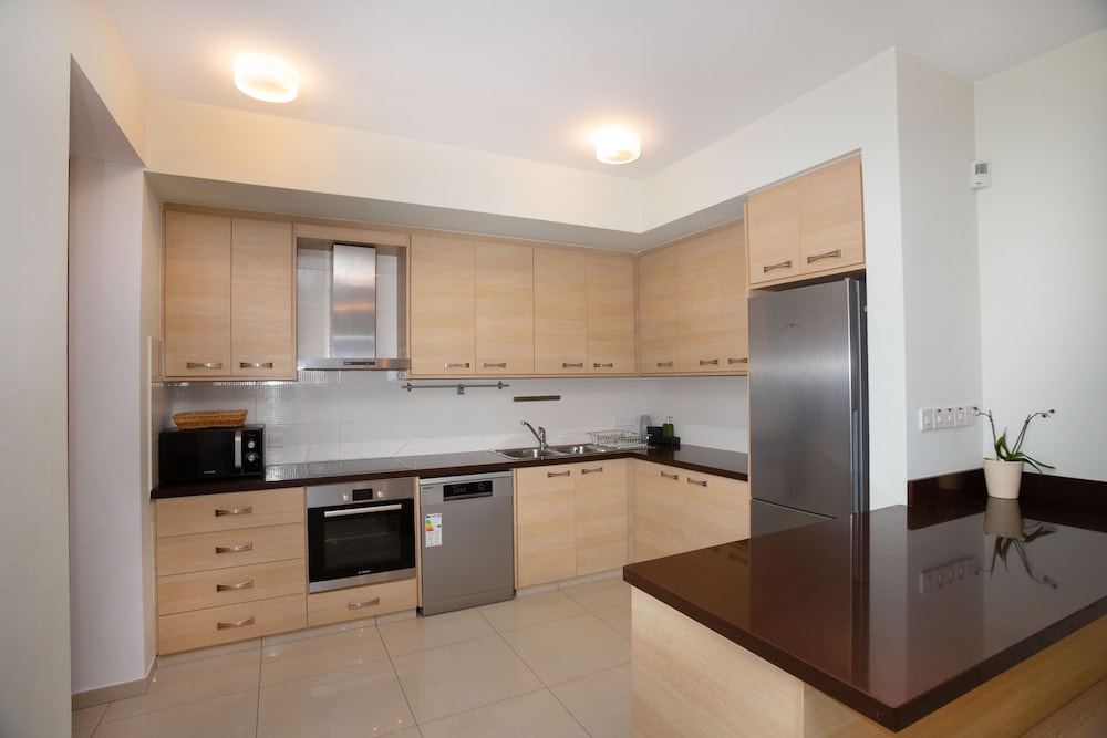 Limassol Vacations - Bay View Gardens Apartments with Pool - Property Image 38