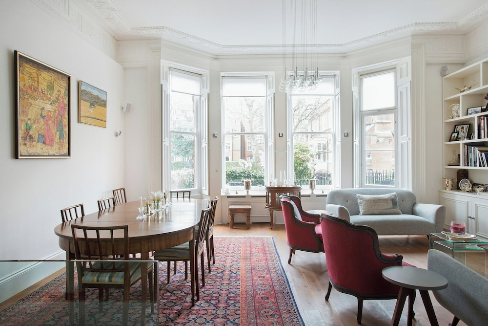 Courtfield Road II by Onefinestay