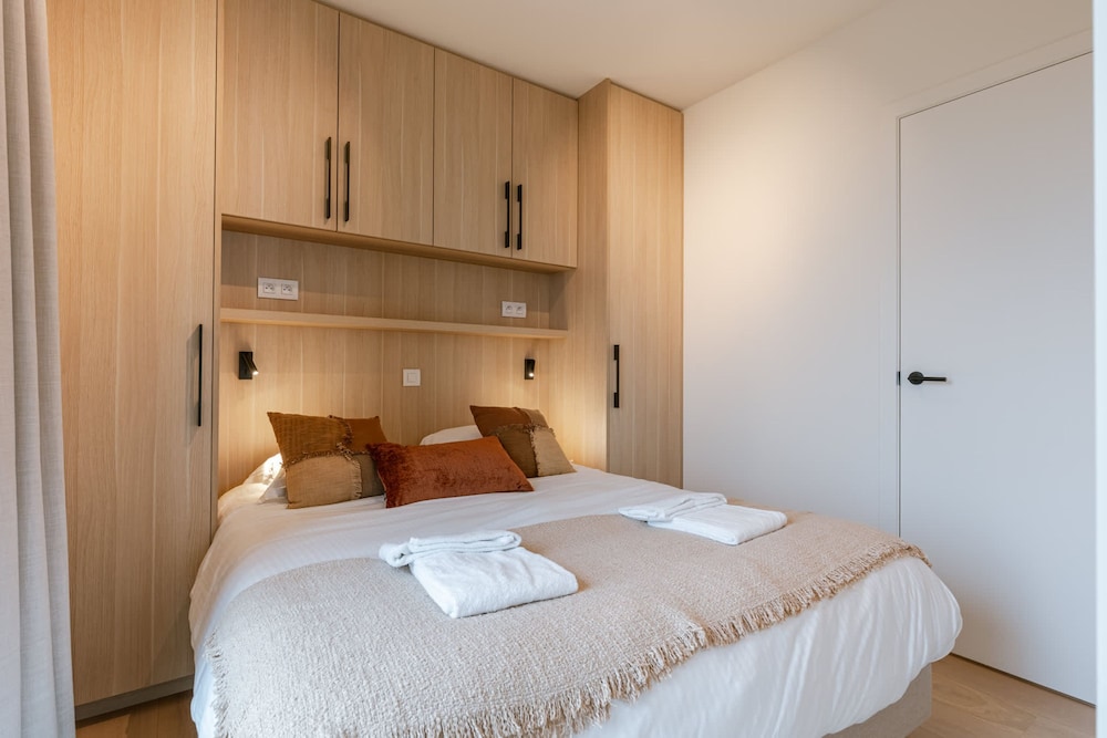 Ostend Luxury 4-guest Balcony and Free Parking