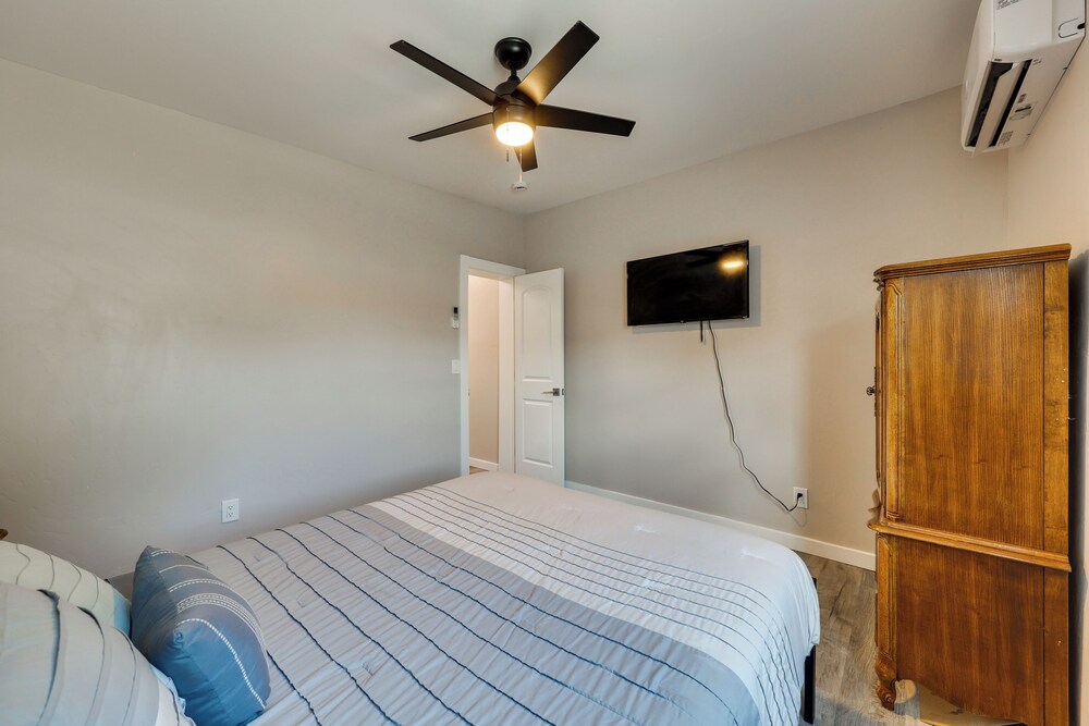 Boat Dock Access: Desert Hideaway in Bullhead City