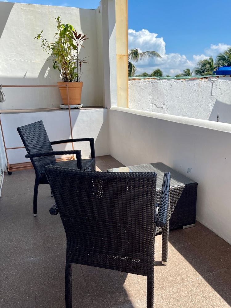 Calypso Beach & Dive Resort
