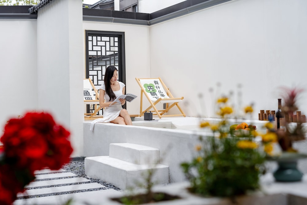 Mstay Homestay Jihua Store