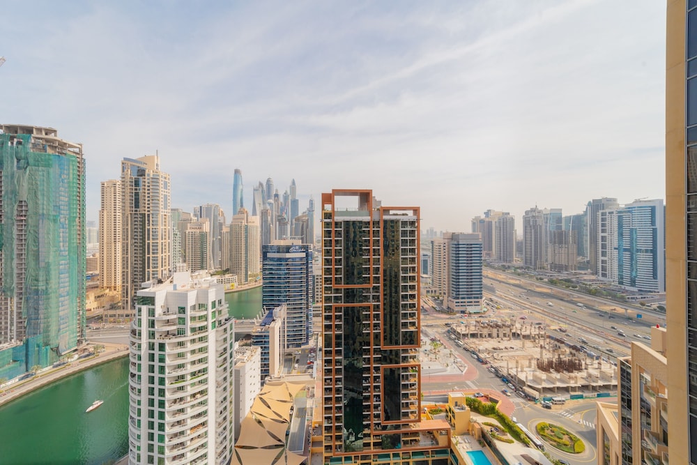 EDEN'S Homes & Villas - JW Marriott Marina Residences