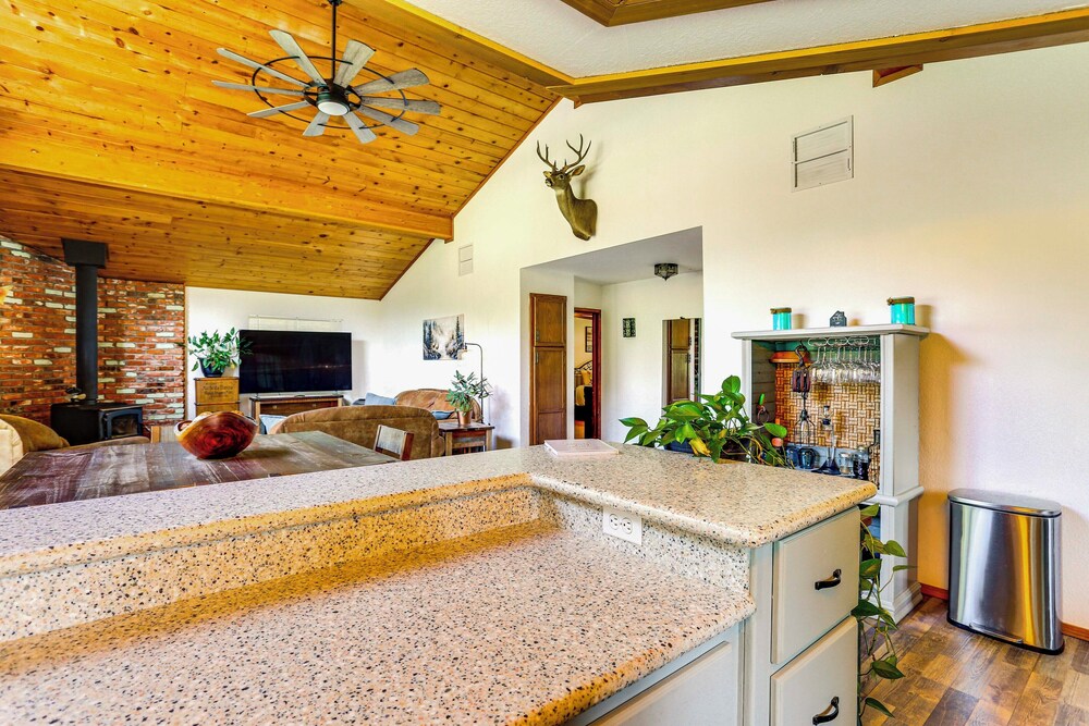 Scenic Riverfront Escape w/ Sauna in Junction City