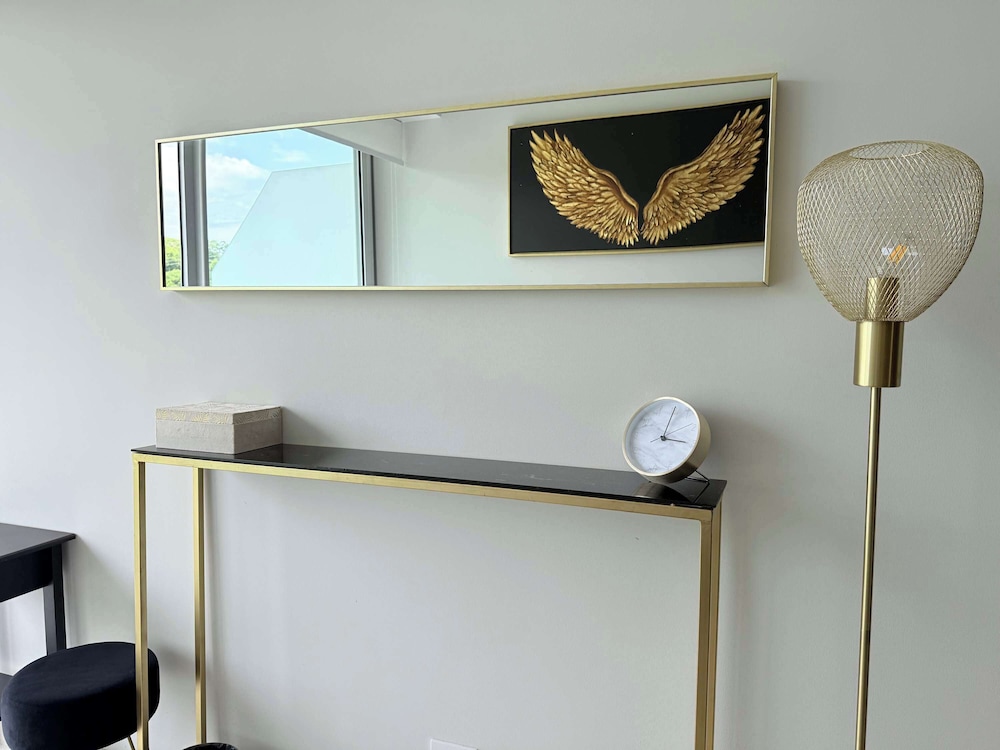 Luxury 2BR Bolongo Ocean View Private Beach