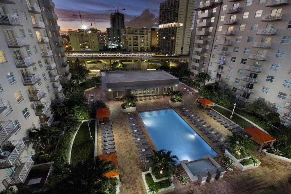 Brickell Family Travel Suites