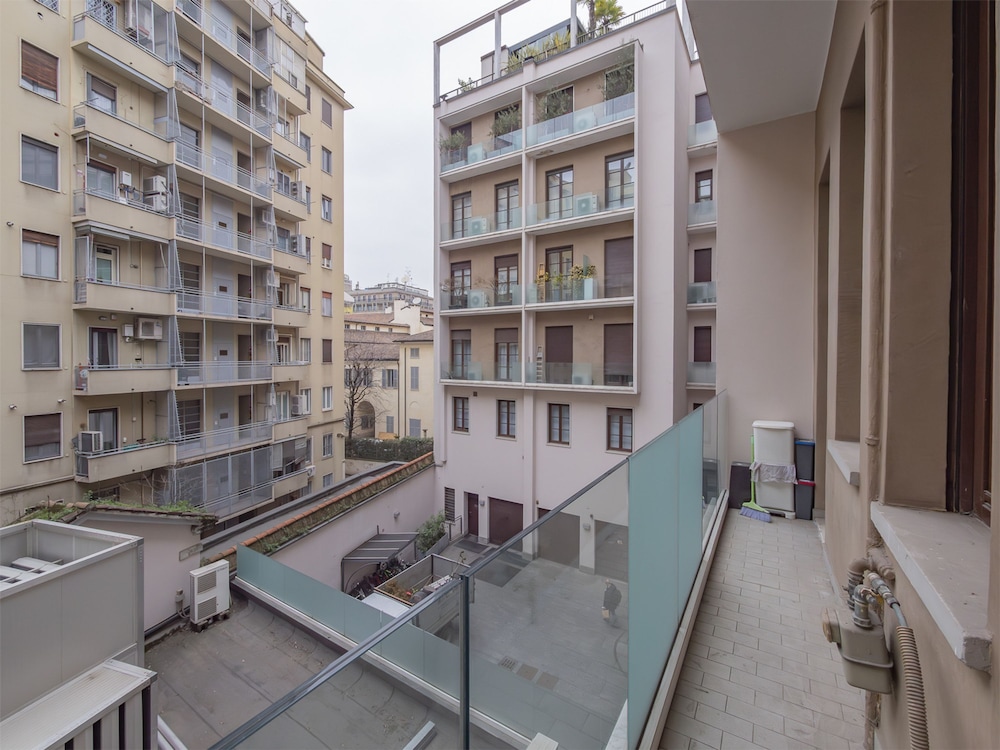 Freguglia G - Large Studio Suite Close to Duomo
