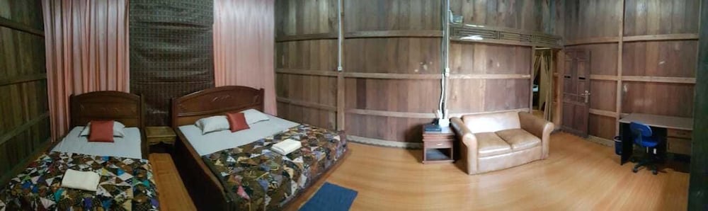 T-Rooms Homestay Bandara view 4