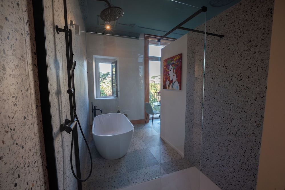 Des Bains Chambre & Suite