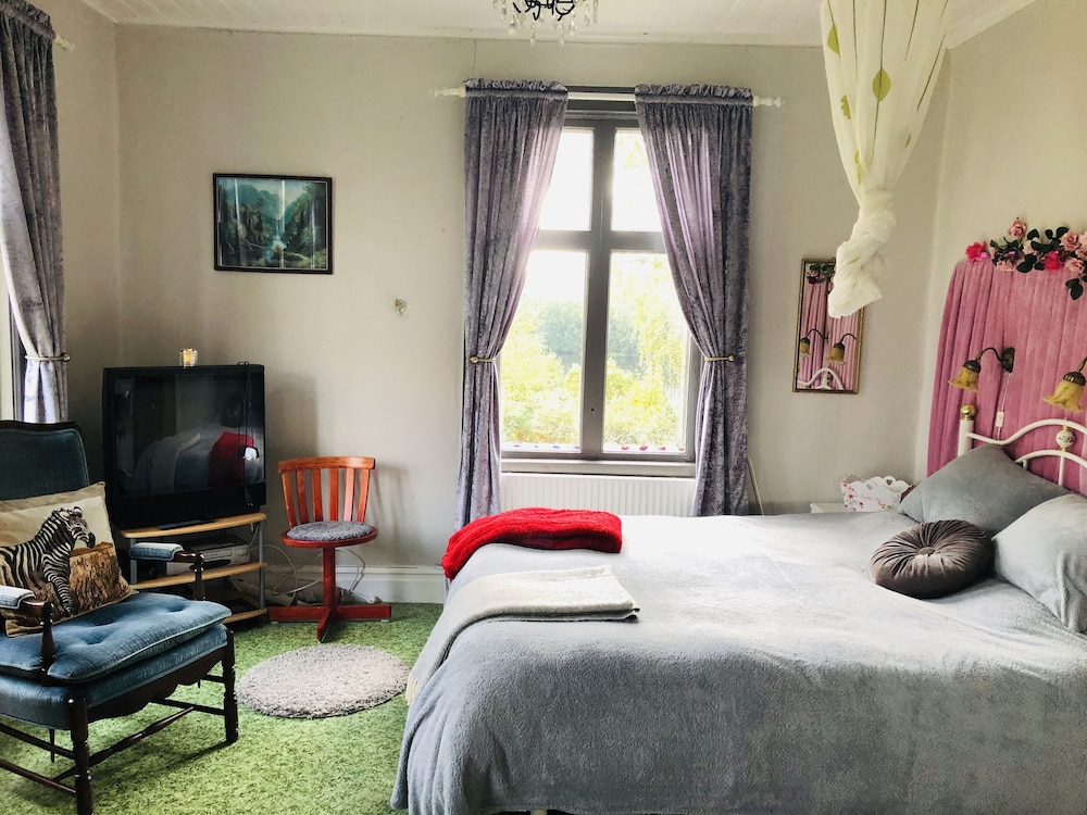 Charming 1-bed Studio in Avesta view 4