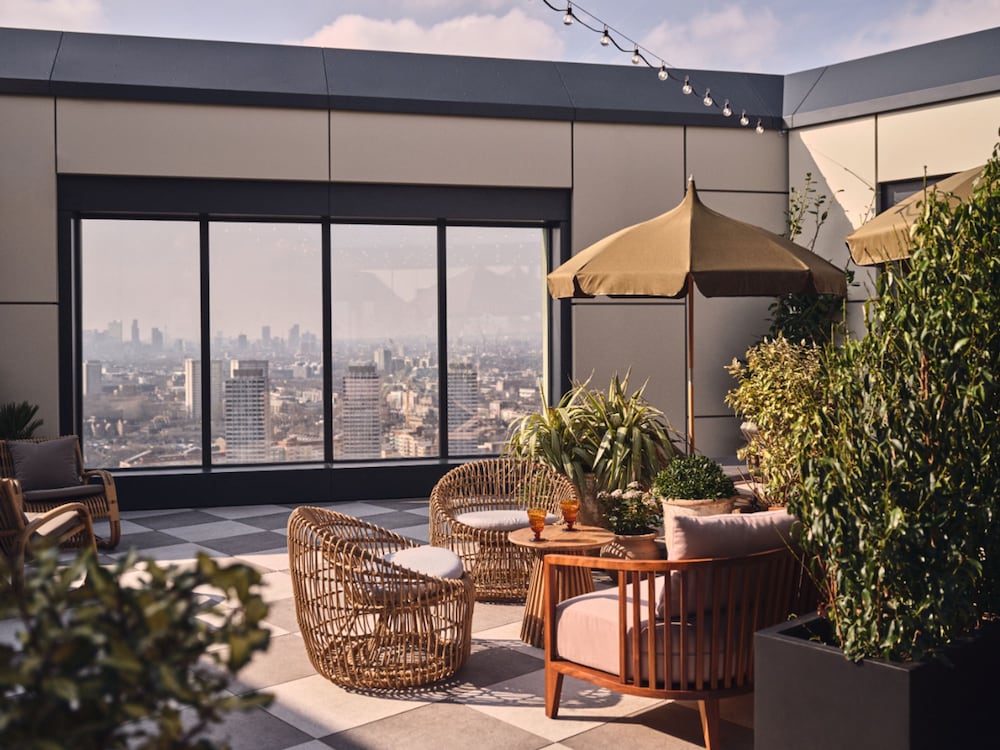 Elegant Two-bedroom Flat With a Spacious Balcony