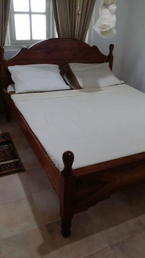 Prim Rose Hill Holiday Bungalow