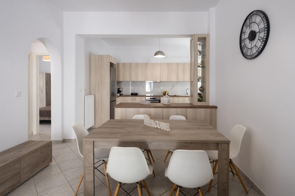Parian Charming 3bedroom Home