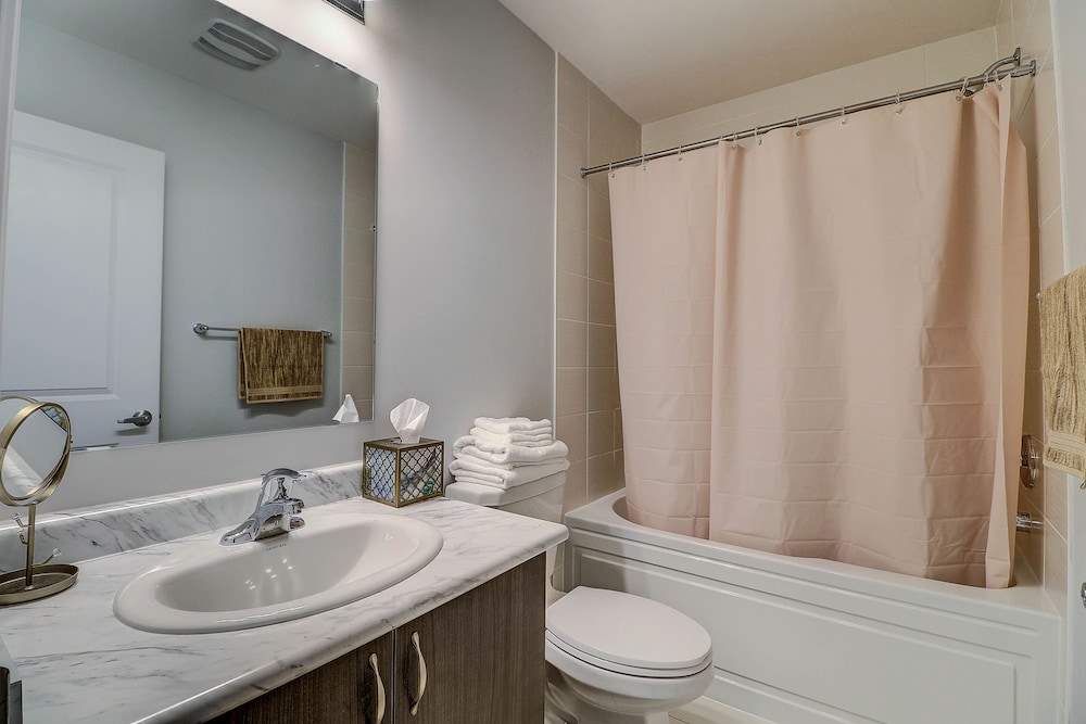 Oshawa Luxury