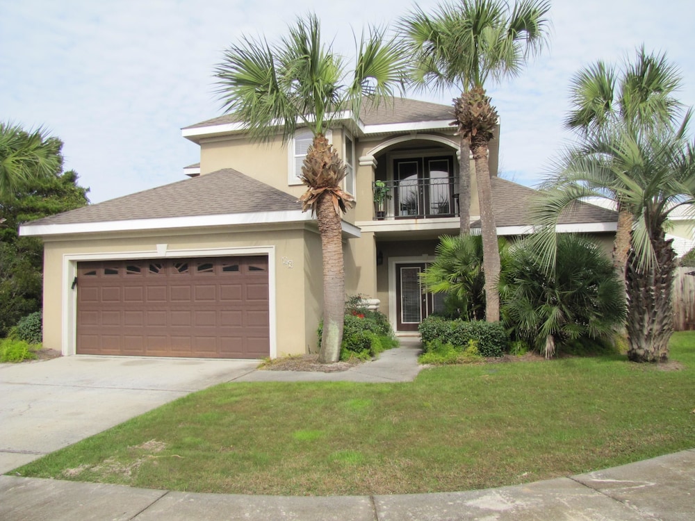 Avalon Beach Estates by Crystal Waters