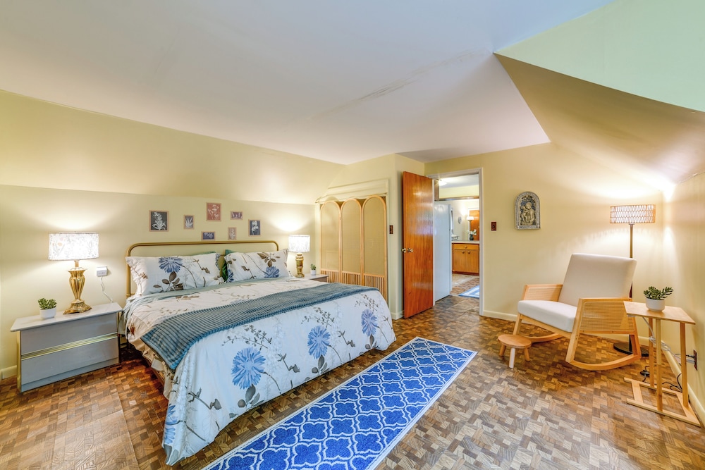 Serene Duplex w/ On-site Brook in Callicoon Center