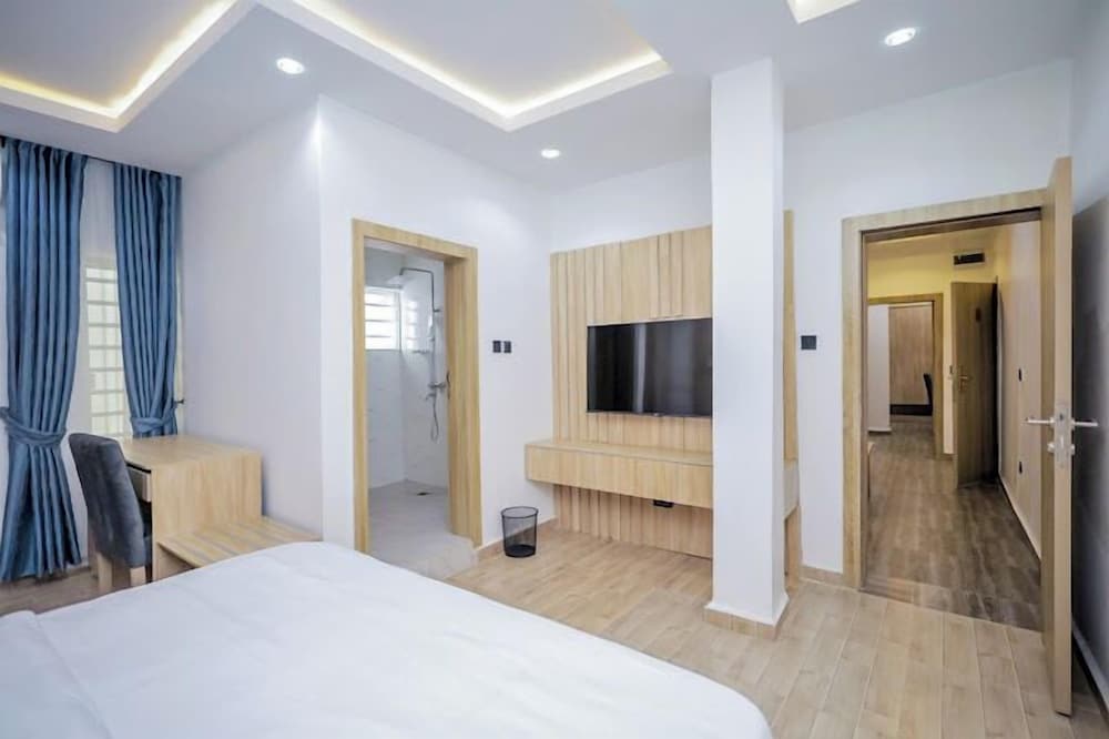 Royal Swiss Apartments and Suites