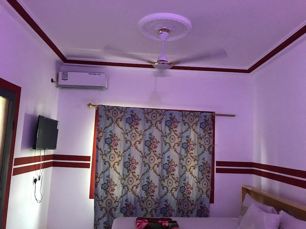 Alberjah Traincity Guesthouse