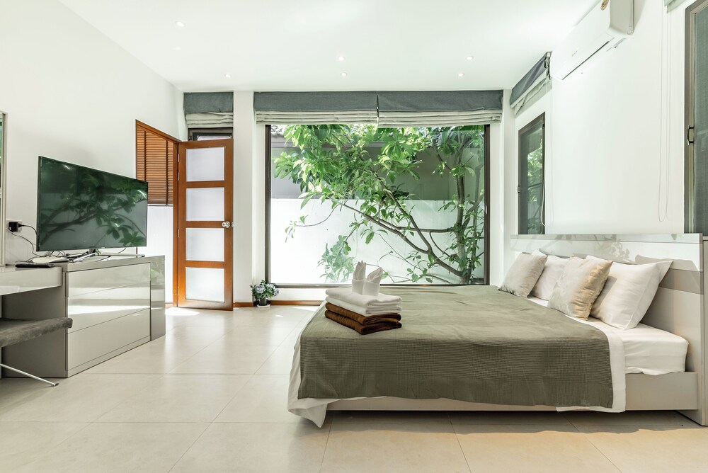 Villa Andre By Villacarte