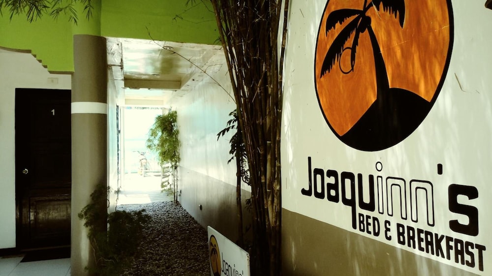 Joaquinns Bed & Breakfast