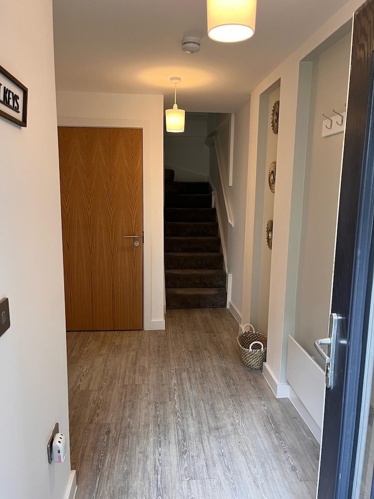 2 Bed Apartment in Salford