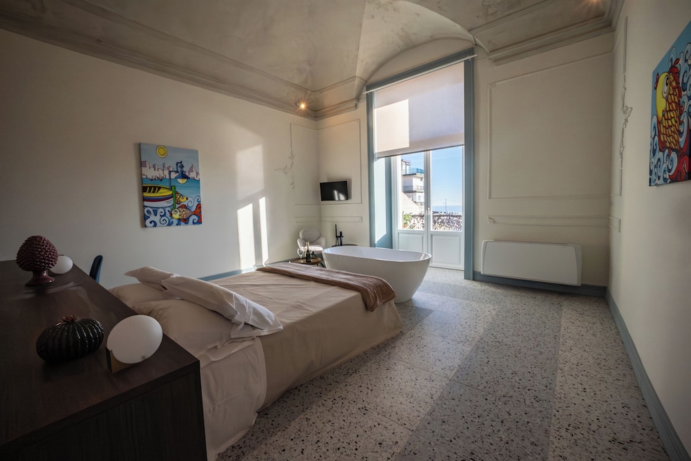 Des Bains Chambre & Suite