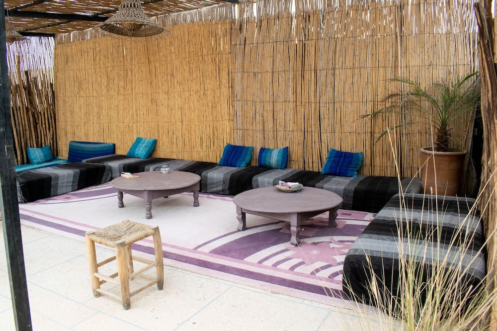 Eco Bay Surf Camp