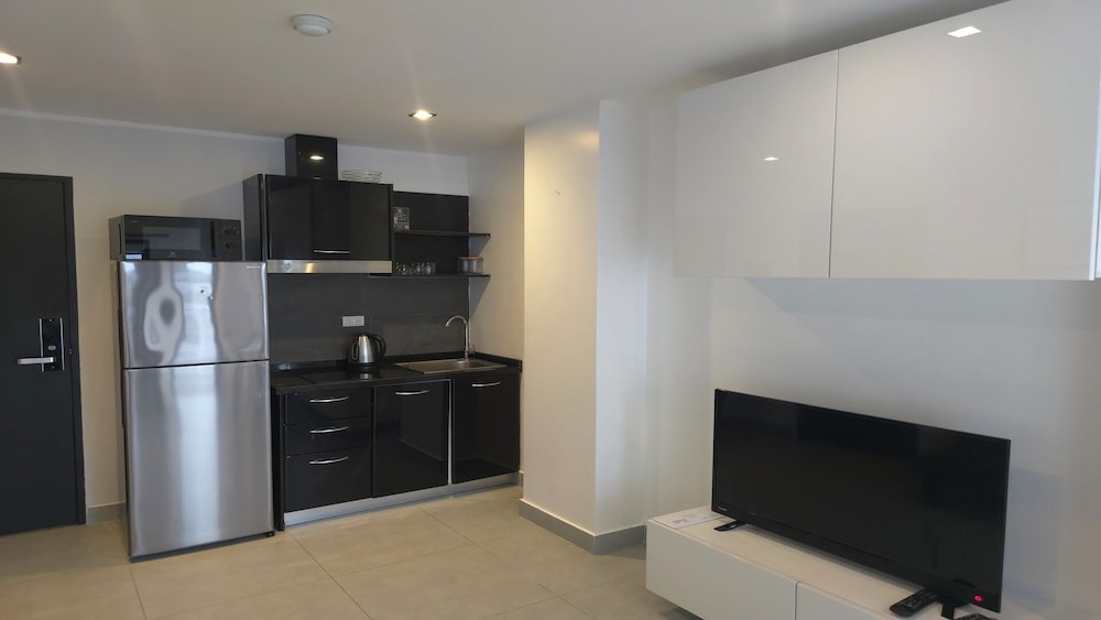 Boutique Bliss 1BR T1-506
