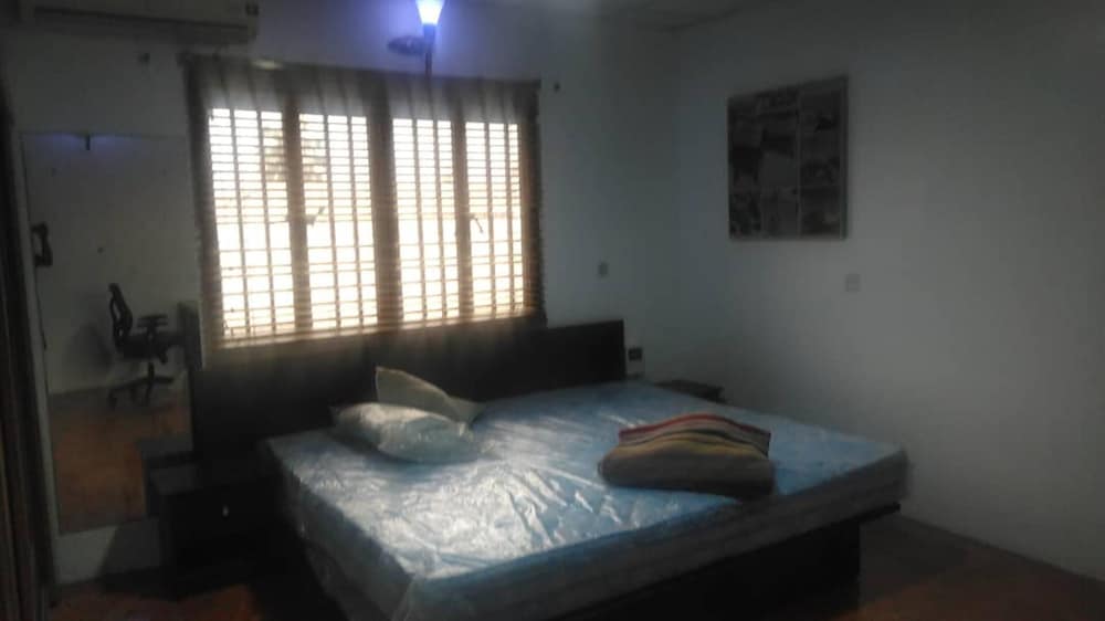 Cosy and Large Apartment in Lagos, Nigeria view 3