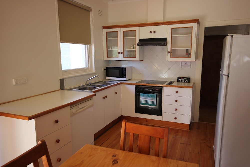 Cape Jervis Accommodation & Caravan Park