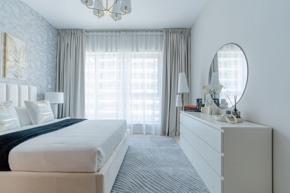 Iconic 2BR in Skycourt Dubailand