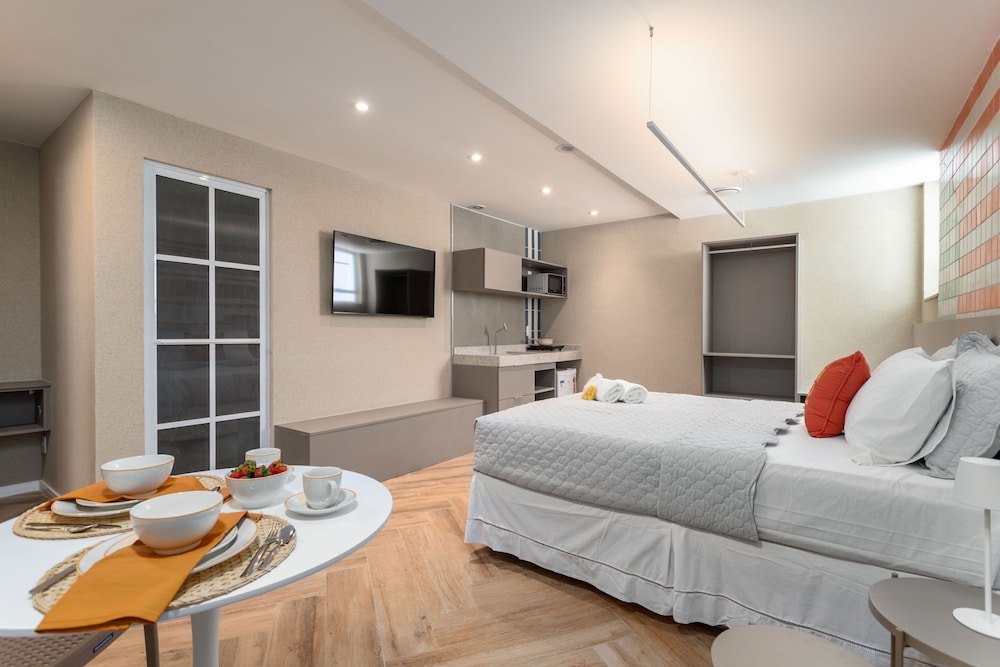 Charming Studio Just a Few Steps From the Beach CNJ Q6