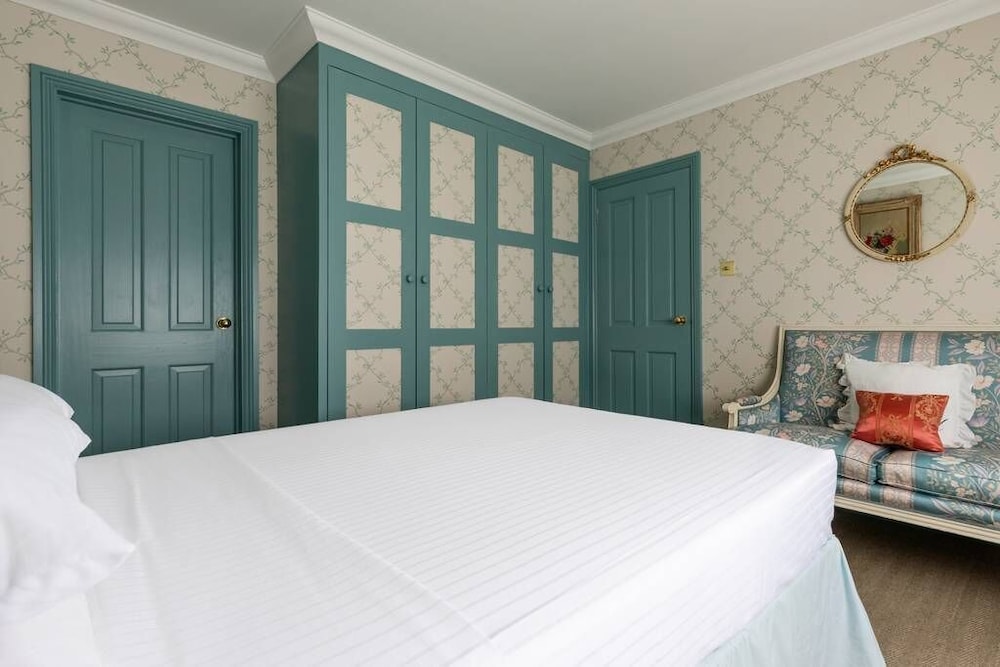 Westbourne Park Road Xvii by Onefinestay
