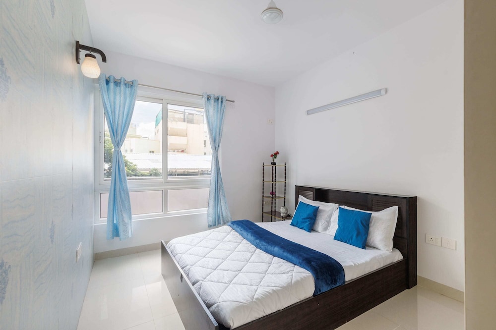 Luxury 4BHK in E-City with 40 Amenities