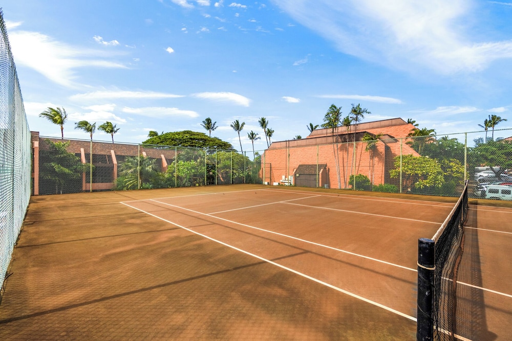 Kuleana Club - 402