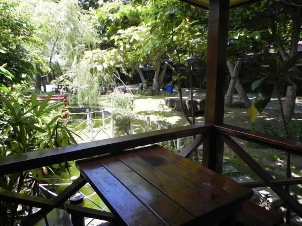 In Spring Garden Hostel