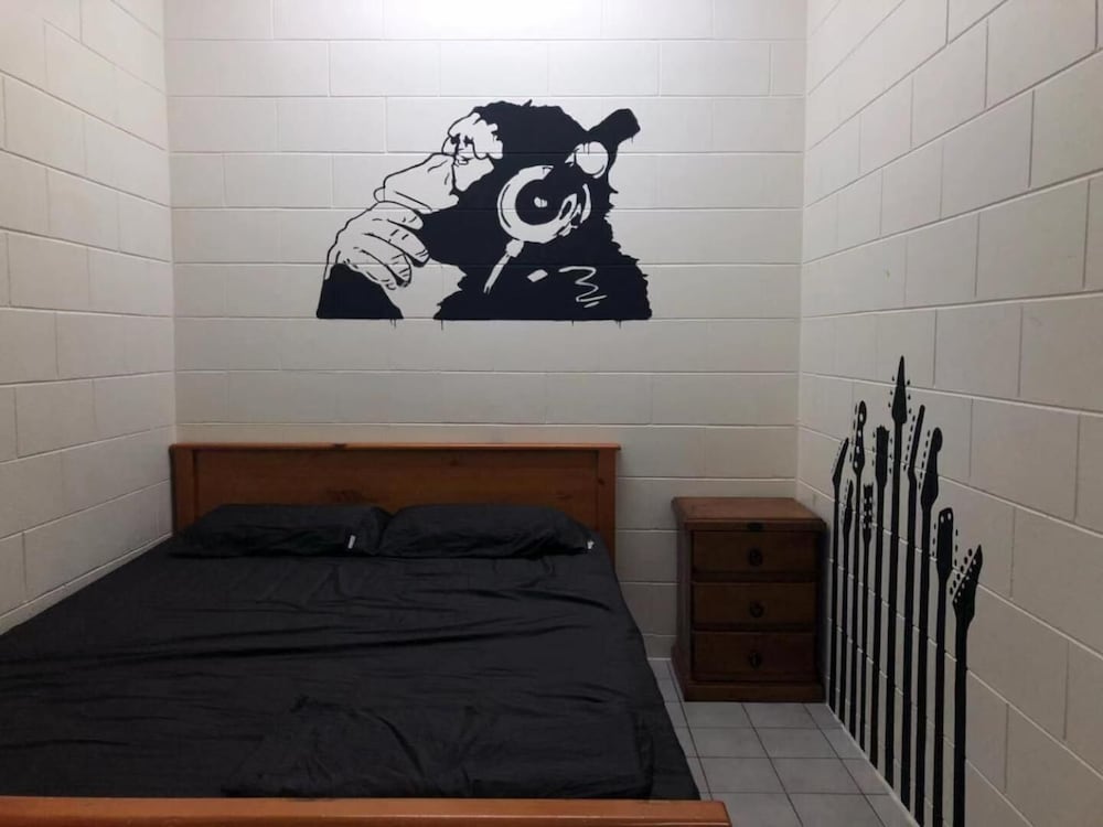 Frogshollow Backpackers