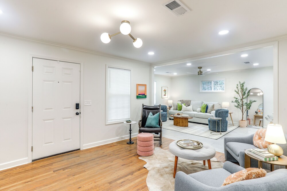 2 Mi to Ole Miss: Modern Home in Historic District