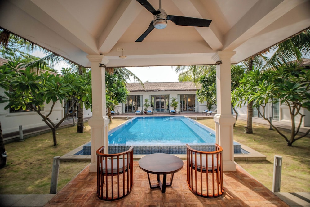 Allezboo Beach Resort & Spa