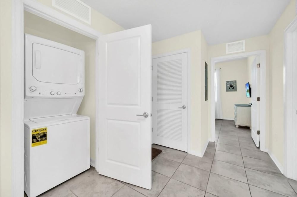 3131 PD - Luxury 3-bed Condo in Storey Lake Resort