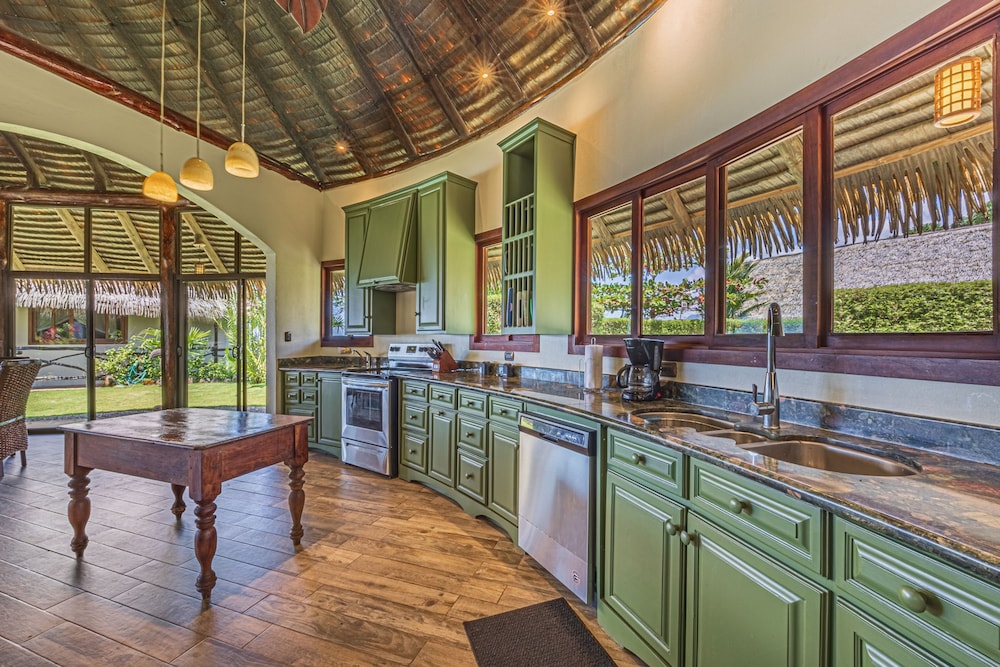 Authentic Jungle Ocean Escape by Pura Villas