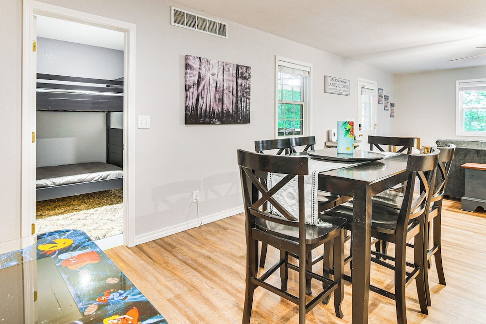 Branson Area Home < 1 Mi to Table Rock Lake!
