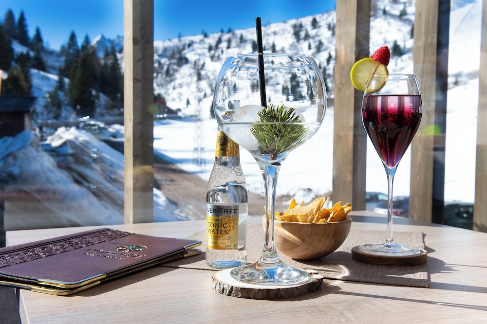 Sports and Nature Hotel Boè