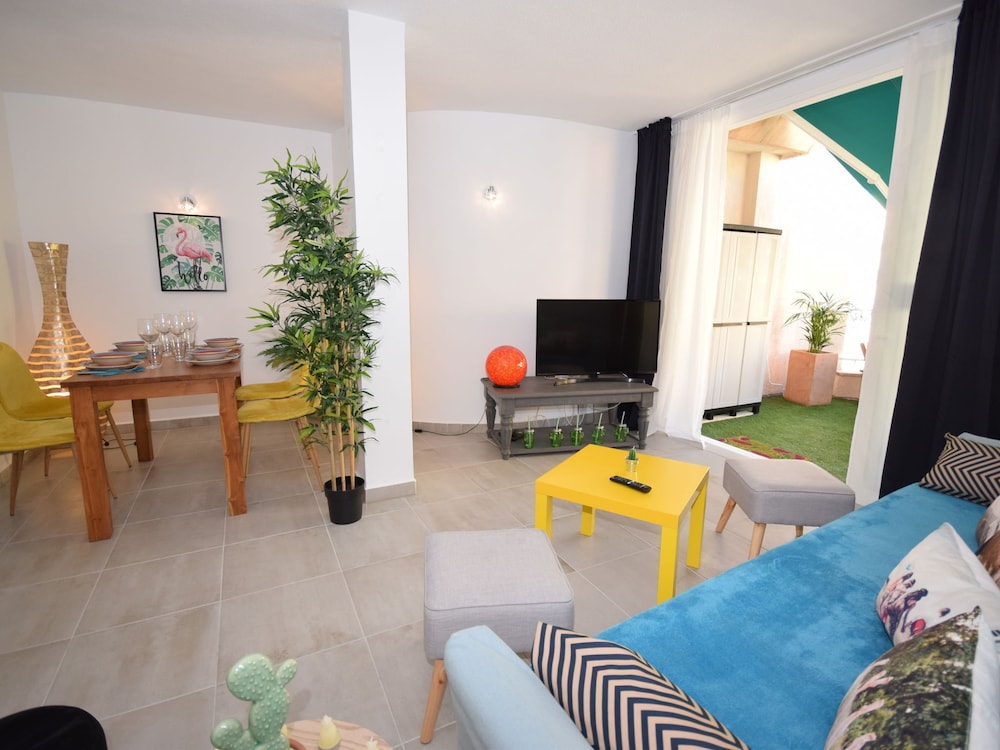 Comfortable Apartment Near the Beach of Los Cristianos