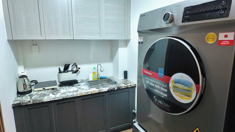 1 BR Nguyen Hue Walking St Bitexco
