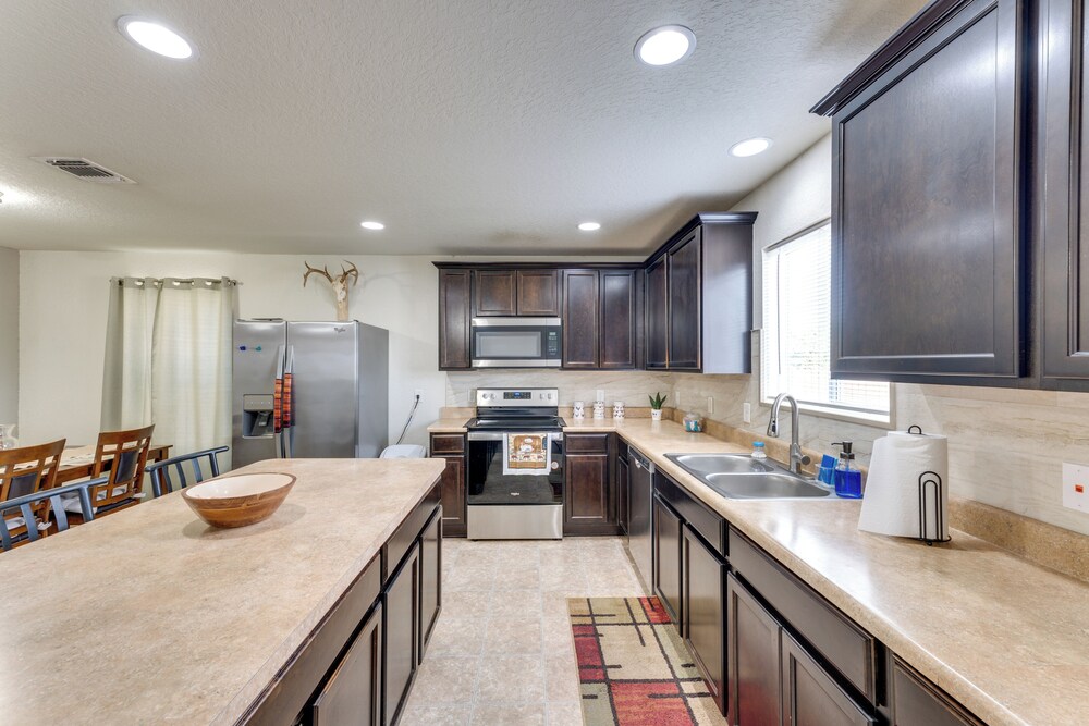 Near Hiking Trails: Home w/ Deck in San Antonio!