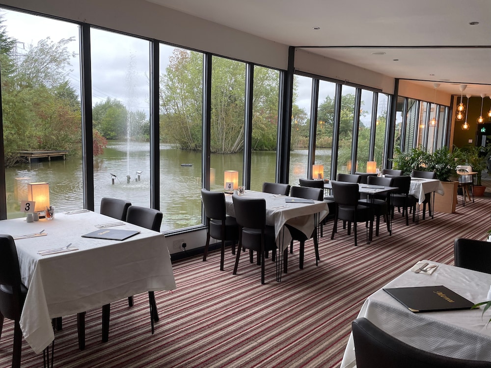 The Waterfront Lodges
