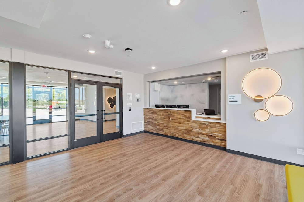 ECHO Suites Extended Stay by Wyndham Dallas Plano/Richardson